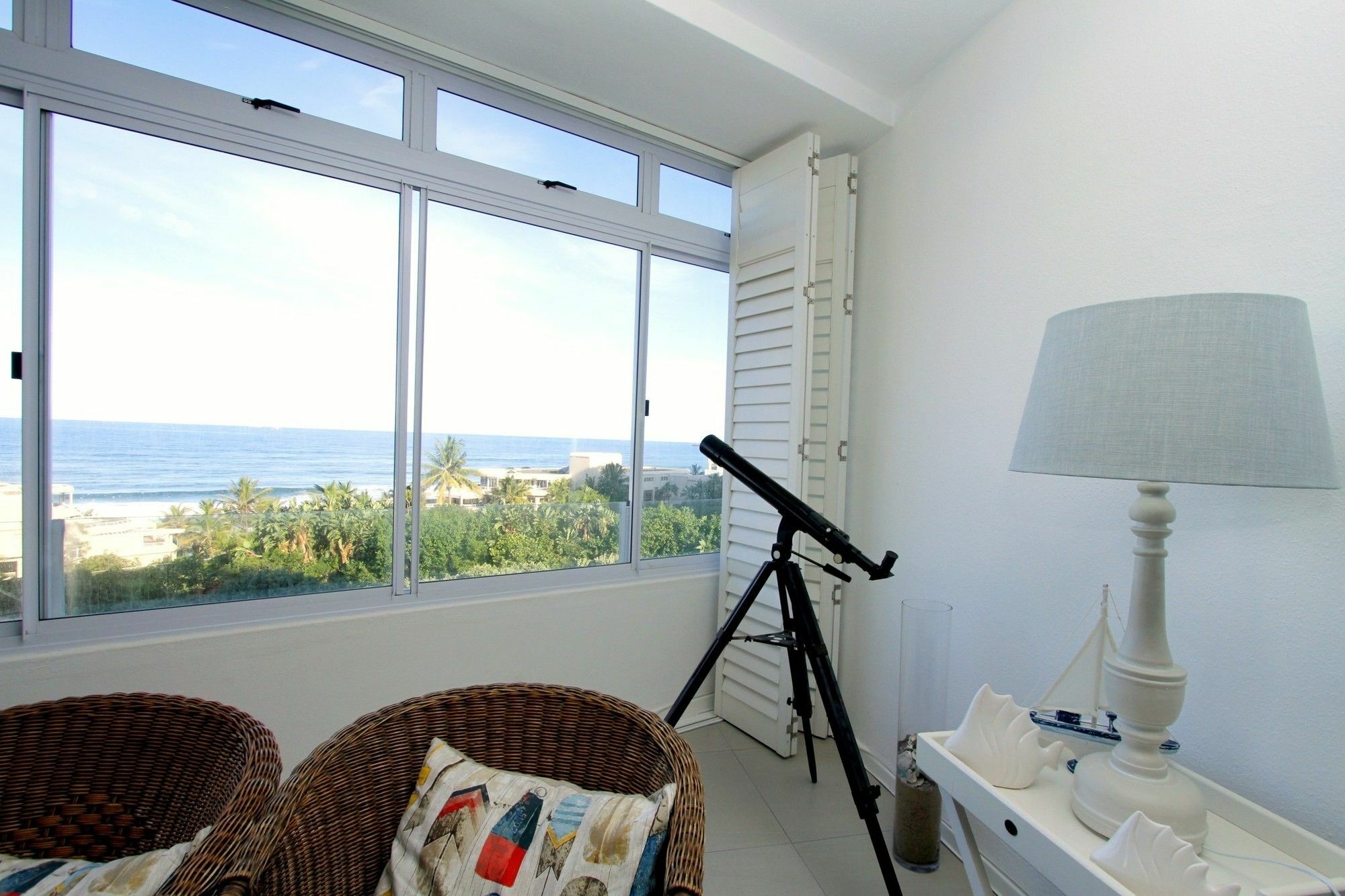 34 Sea Lodge - By Stay In Umhlanga Дърбан Екстериор снимка